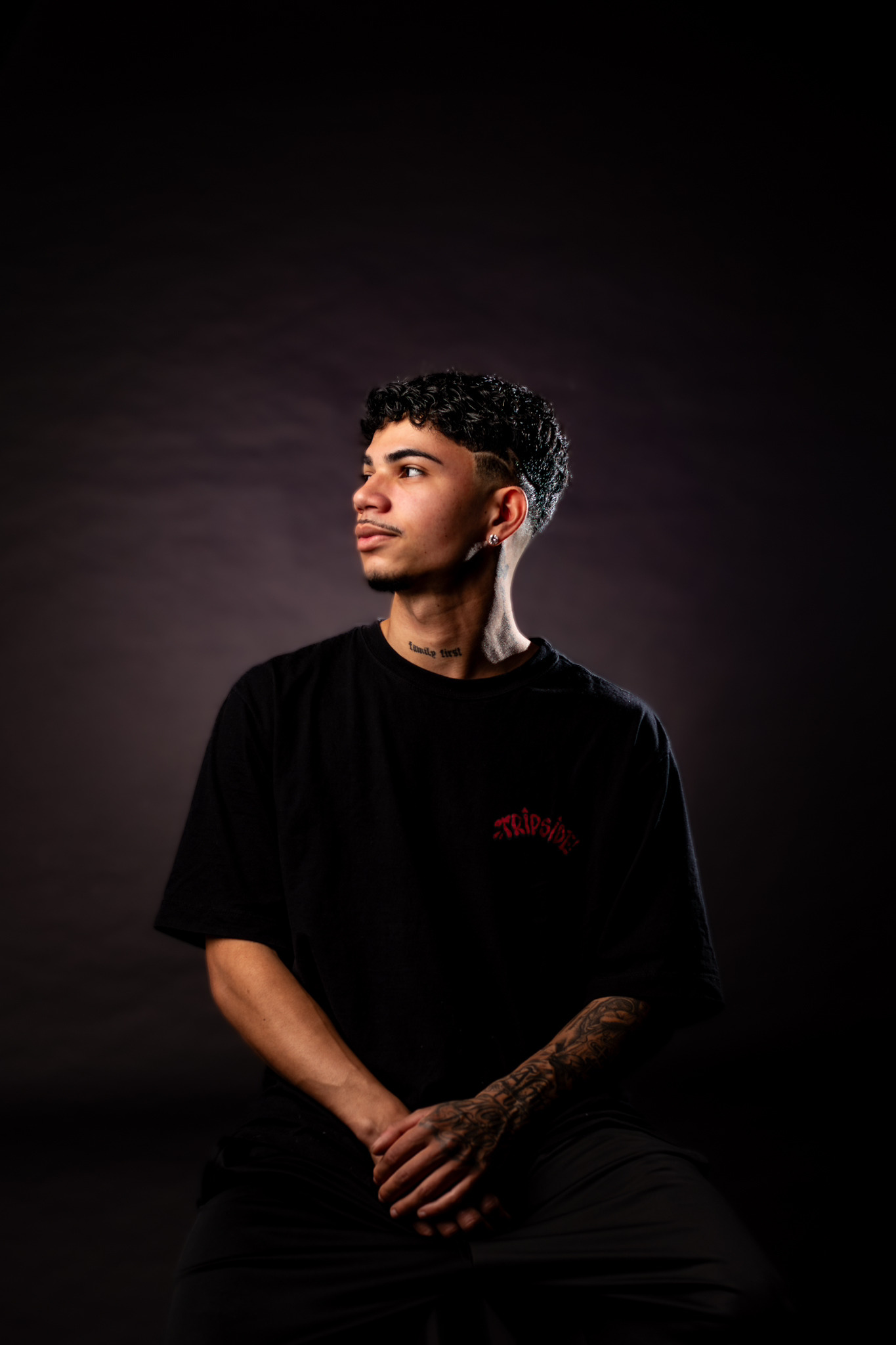Oziel, tatuador